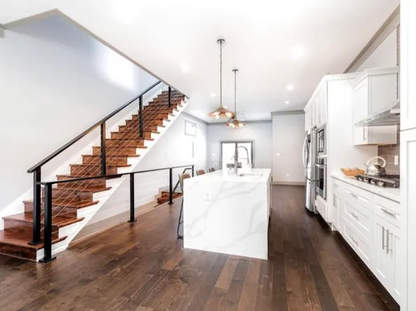 4319 Hunt Ave, Saint Louis, MO 63110