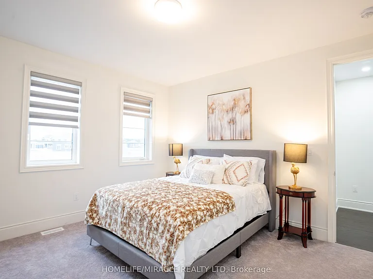 93 Bluebird Blvd — Photo 42
