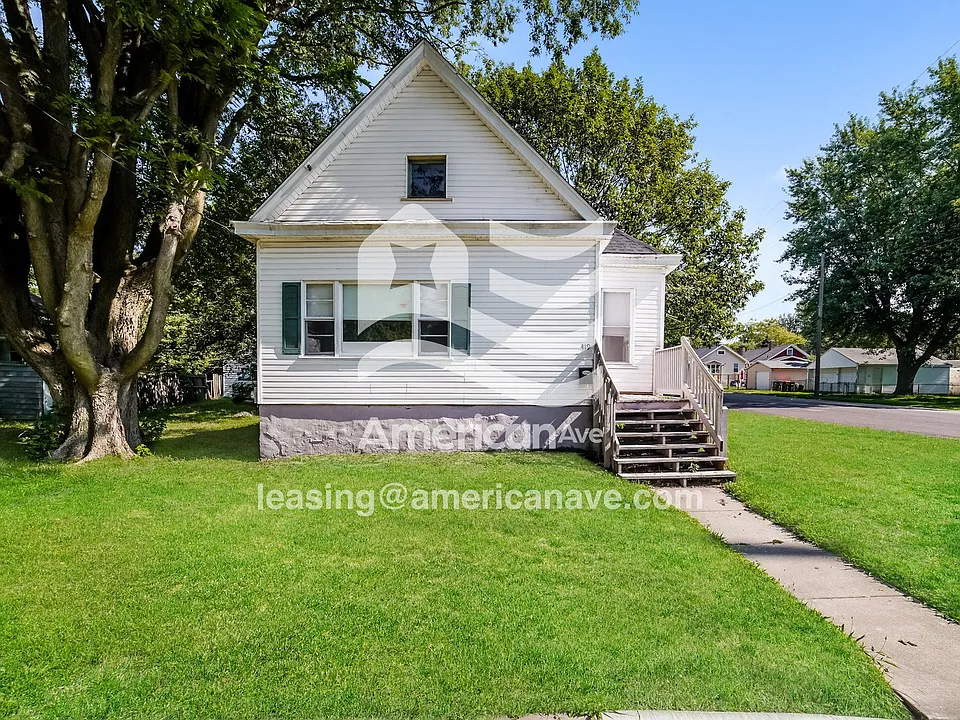 419 E Maywood Ave