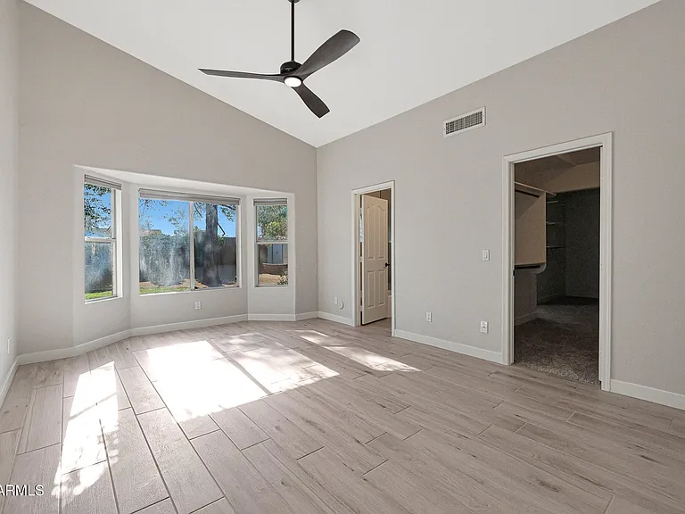 14215 N 56th Pl — Photo 17
