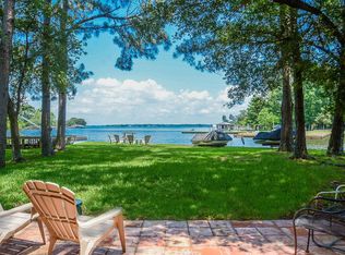 201 Lake Walden Cv, Montgomery, TX 77356