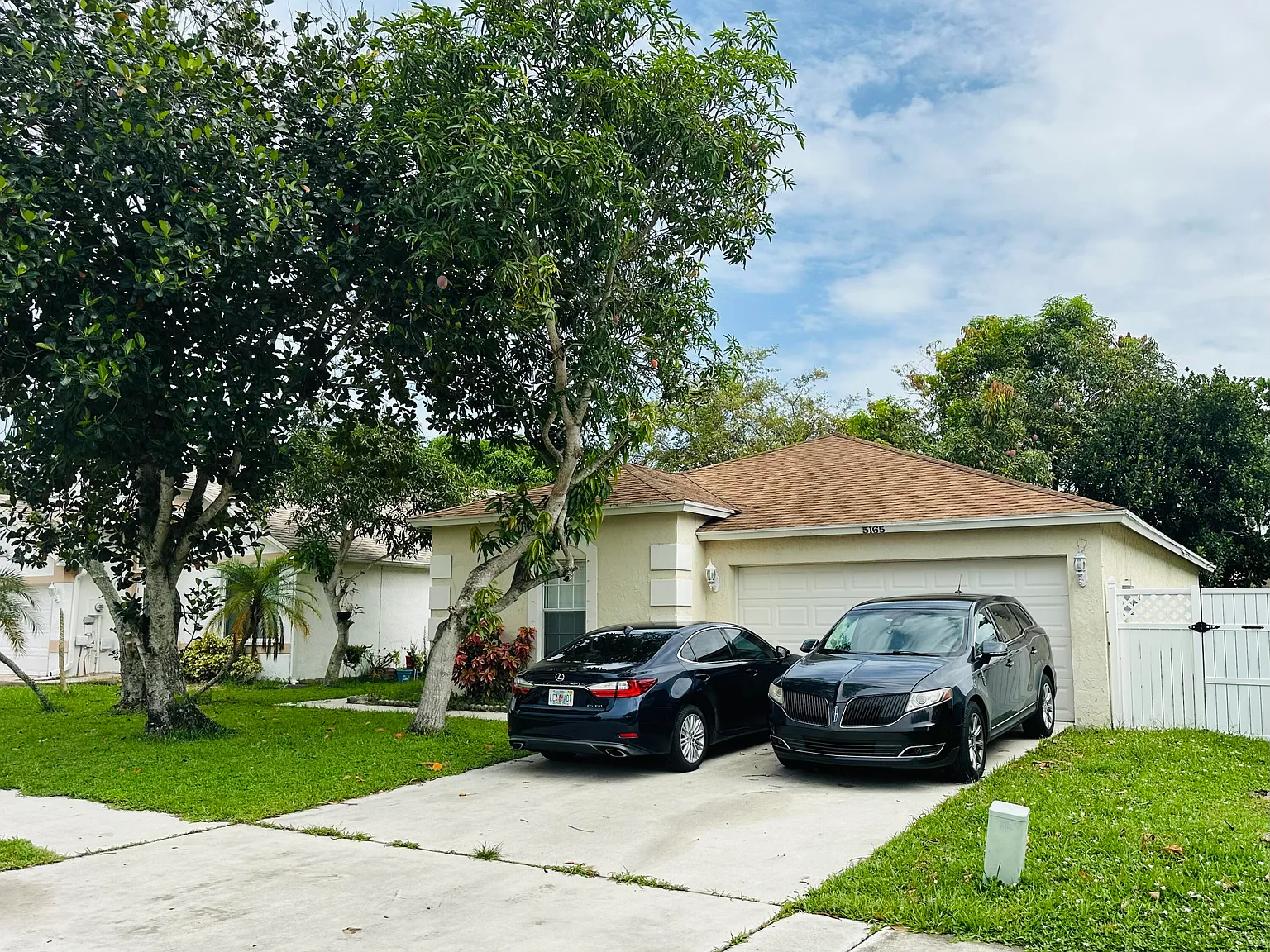 3 bed, 2.0 bath, 1274 sqft, $2,900 — Photo 4
