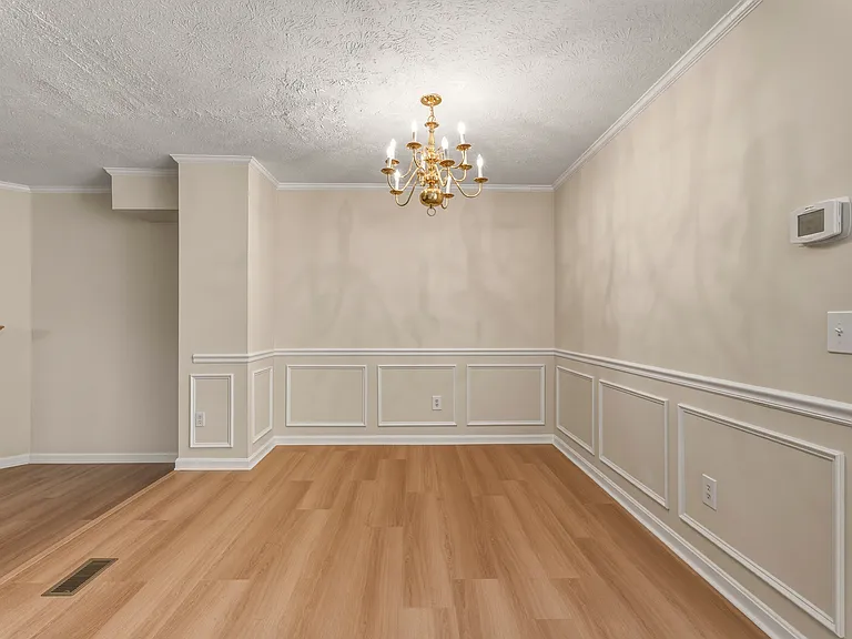55 Oak Crest Ct — Photo 12