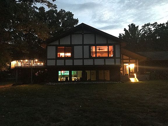 2nd image of 43W234 Blue Larkspur Ln