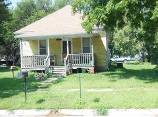 153 N Somers Ave, Fremont, NE 68025