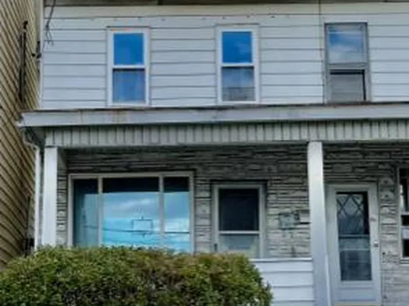 899 W Coal St, Shenandoah, PA 17976