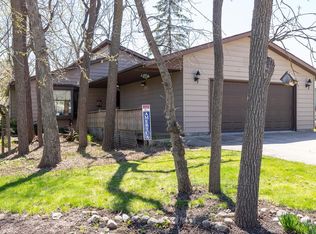524 E Ontario St, Omro, WI 54963