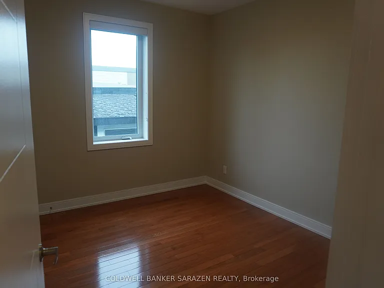 7 Monk St #4 — Photo 8