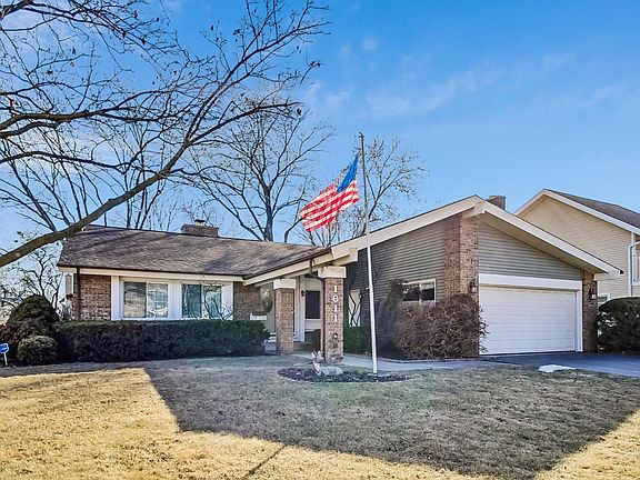 3rd image of 1611 W Shirra Ct