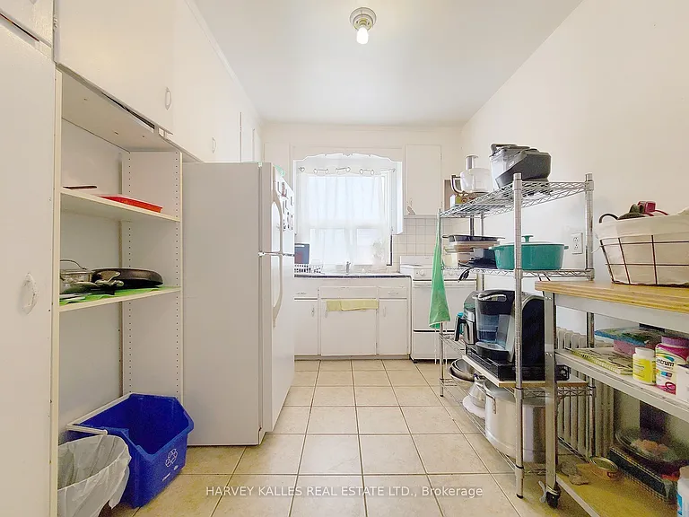 2434 Keele St #9 — Photo 6