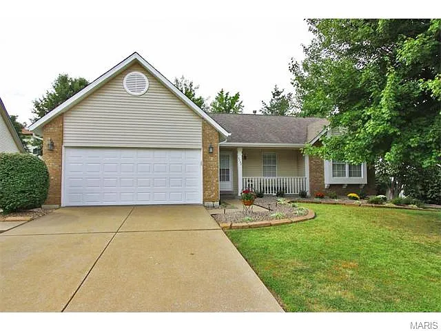 1232 Colby Dr photo 1