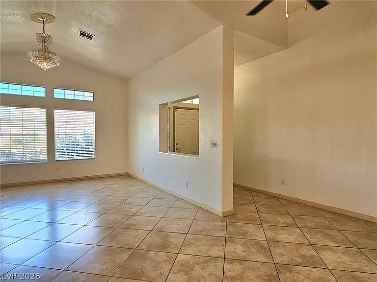 3569 Windy Bluff St — Photo 10