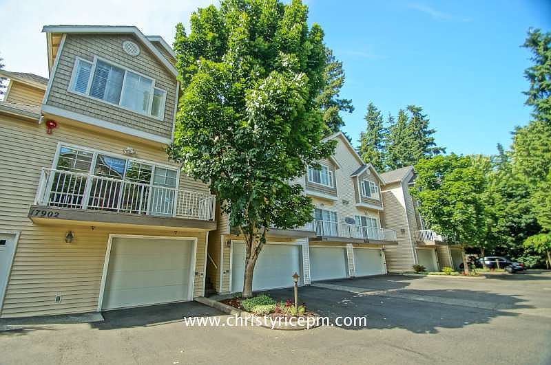 1st image of 17904 NE 90th St