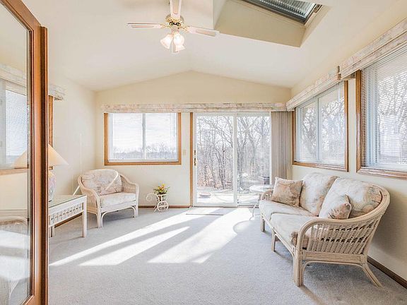 3rd image of 14000 44th Pl N APT 5