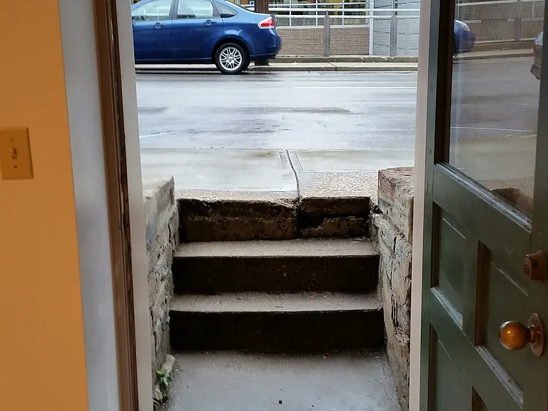 112 E 5th Streetlower Level — Photo 6