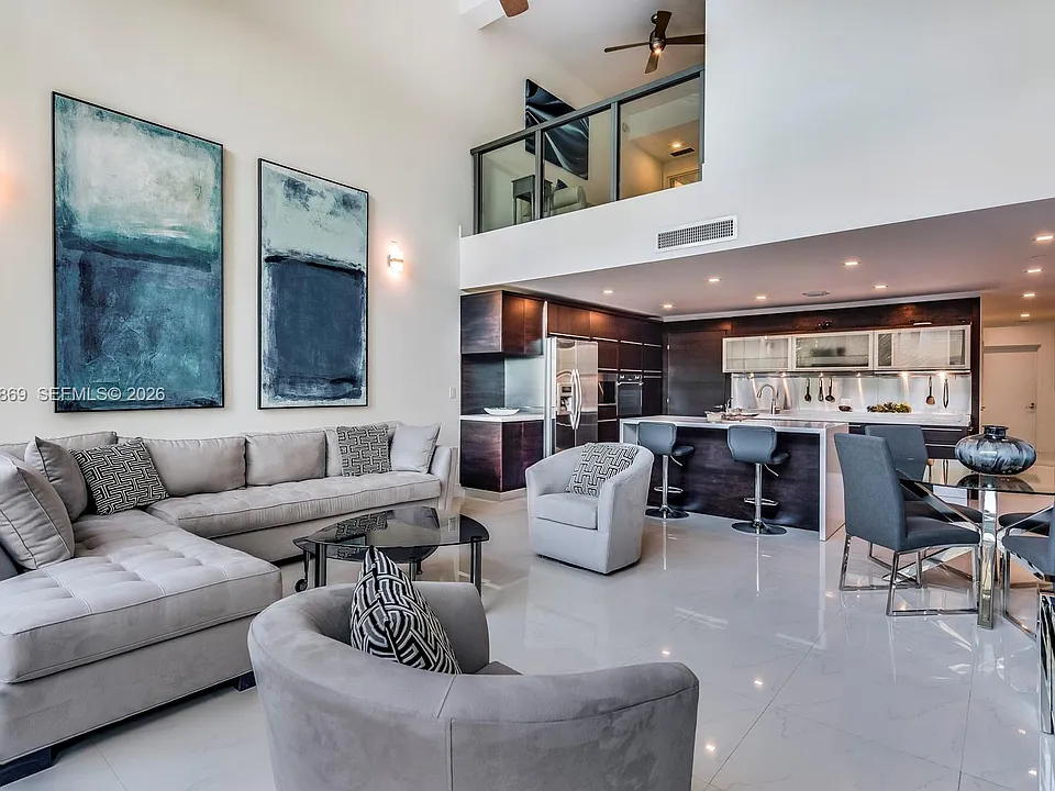 6000 Collins Ave #346