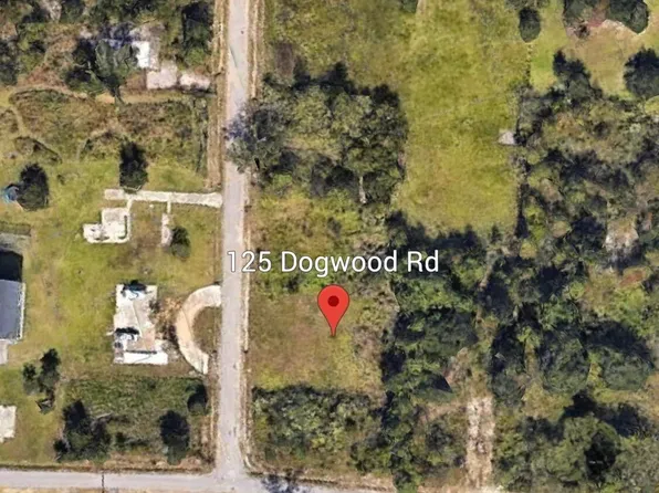 125 Dogwood Rd, Bay Saint Louis, MS 39520