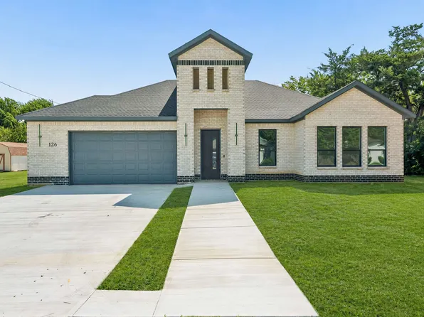 126 Port O Call Ct, Bridgeport, TX 76426