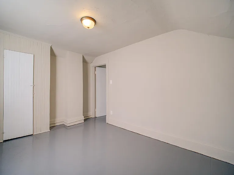 2415 Lancelot Ave — Photo 12