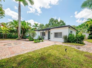 11222 NE 9th Ave, Biscayne Park, FL 33161