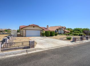 14360 Jamaica Ln, Helendale, CA 92342