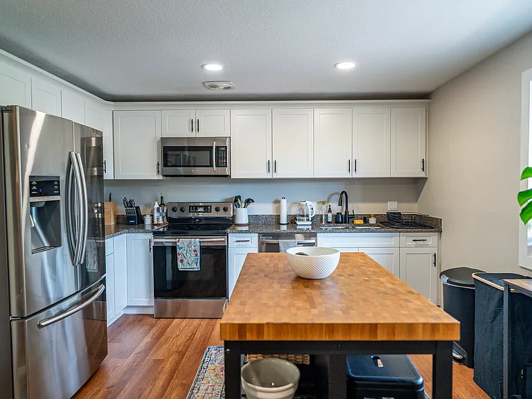 480 Troy St #3 — Photo 2