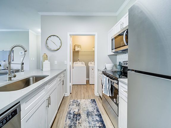 Updated Kitchen with Stainless Steel Appliances