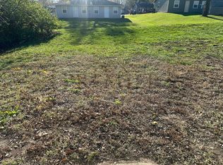 6111 E 153rd St #B, Grandview, MO 64030