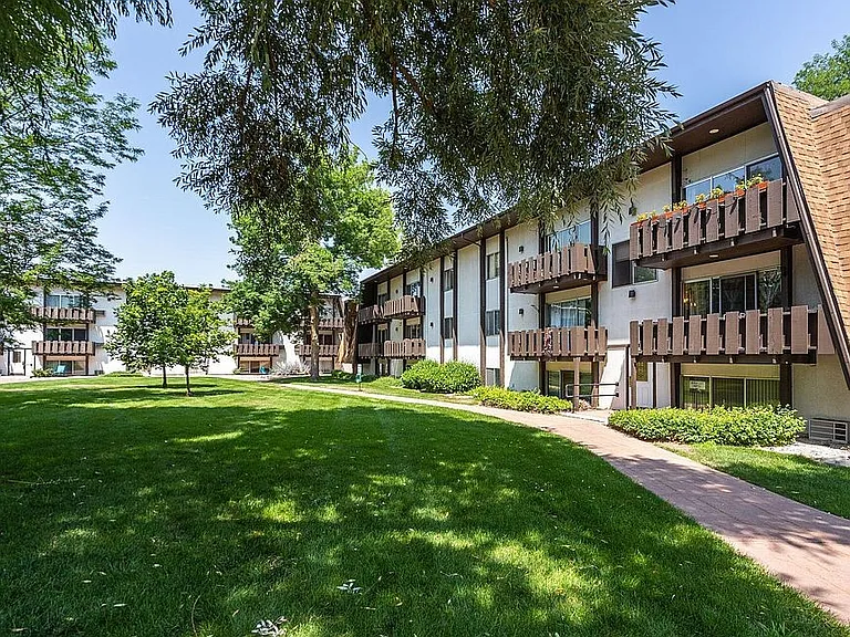 1315 Kirkwood Dr #802 — Photo 2