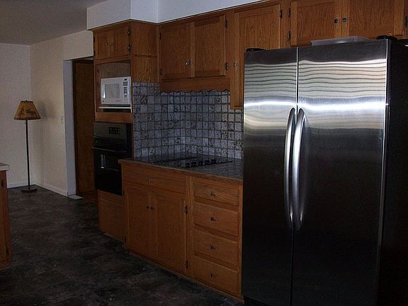 3rd image of 417 N 31st Ave