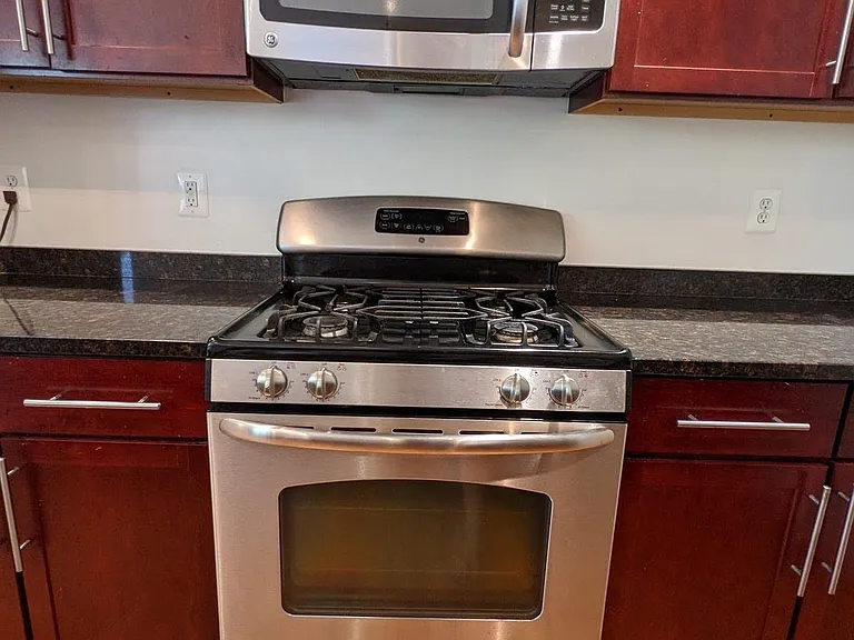 Powerful Gas Range and Stove