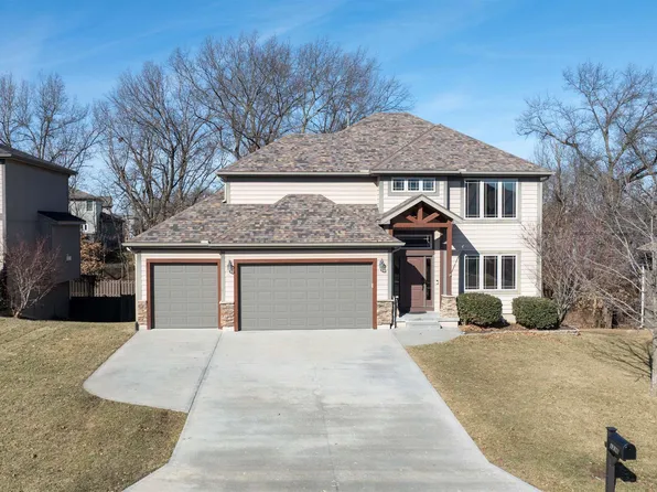 1236 Vivian Dr, Warrensburg, MO 64093