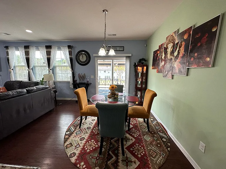 137 Sequoia St — Photo 5