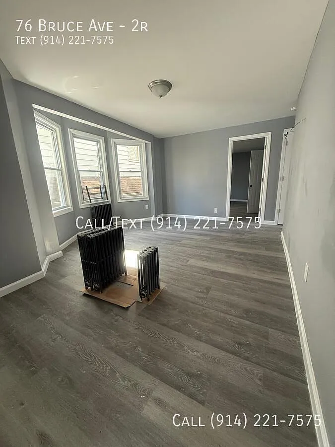 Building Photo - 76 Bruce Ave #2R
