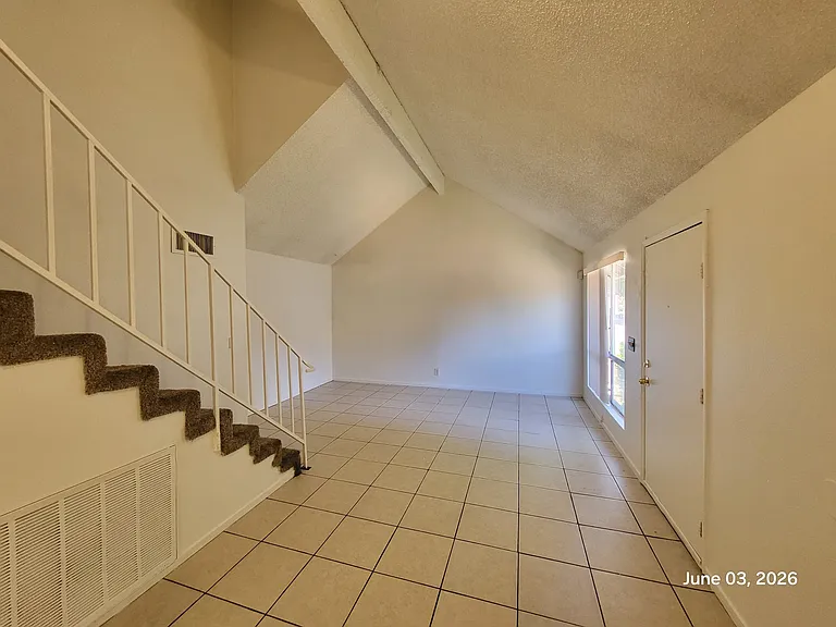 4456 Buena Vista Dr — Photo 3