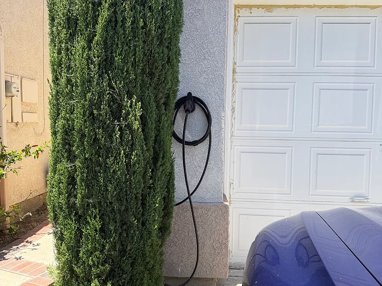 25 Santa Monica St — Photo 32