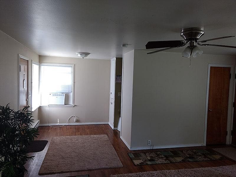 2nd image of 1715 N Beach St