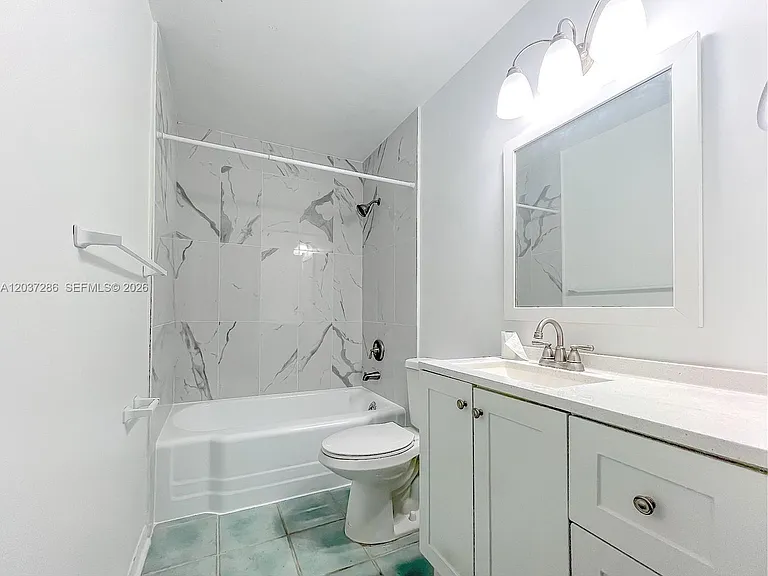192 SW 62nd Ter — Photo 26