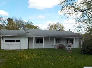 713 Route 82, Elizaville, NY 12523