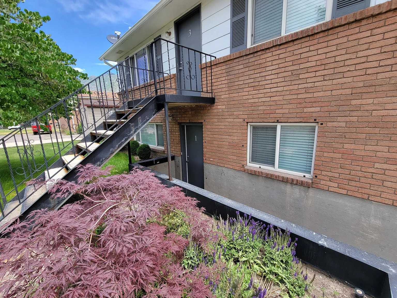 2 bed, 900 sqft, $1,295 — Photo 3