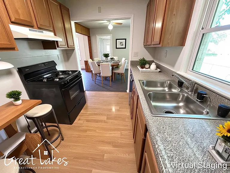 11493 Maxwell Ave — Photo 5
