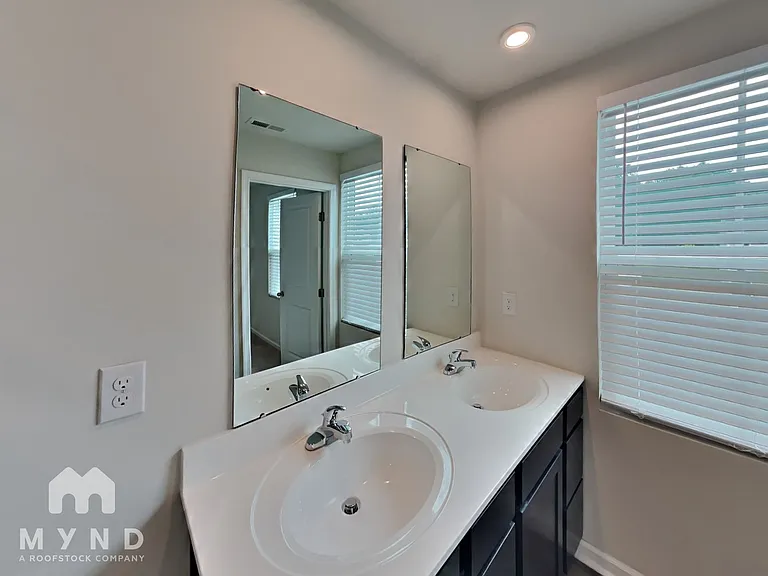 7013 Ludell Ln — Photo 15