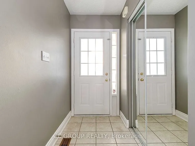 2153 Baronwood Dr — Photo 2