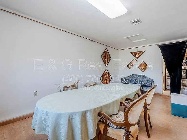 1022 W Apollo Ave — Photo 19
