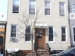 1611 Hancock St, Flushing, NY 11385