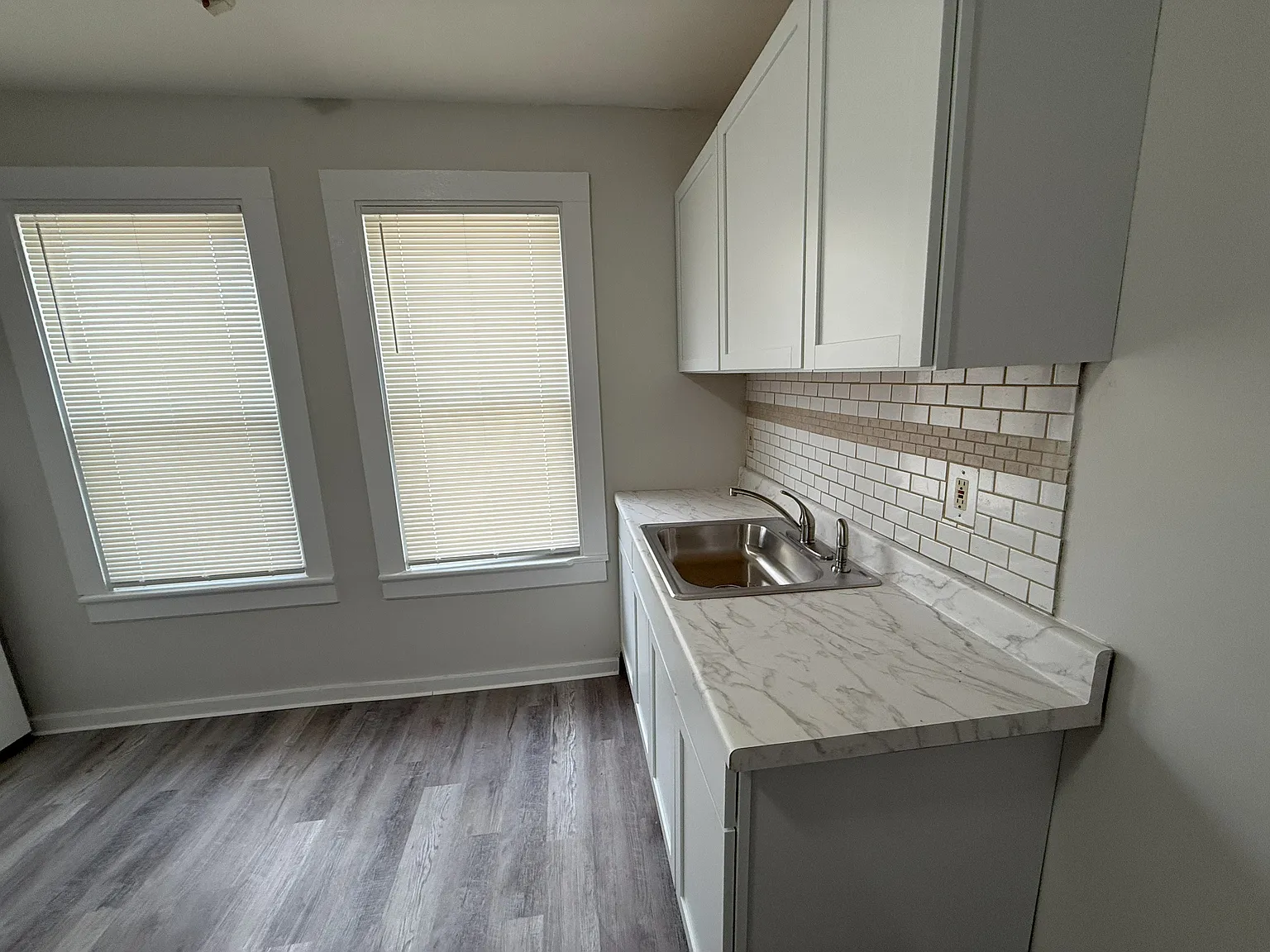 3 bed, 1200 sqft, $1,925 — Photo 1