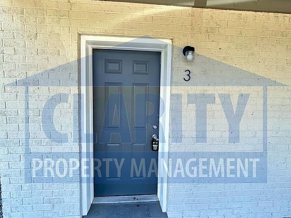 3rd image of 580 Dooley St NE #3