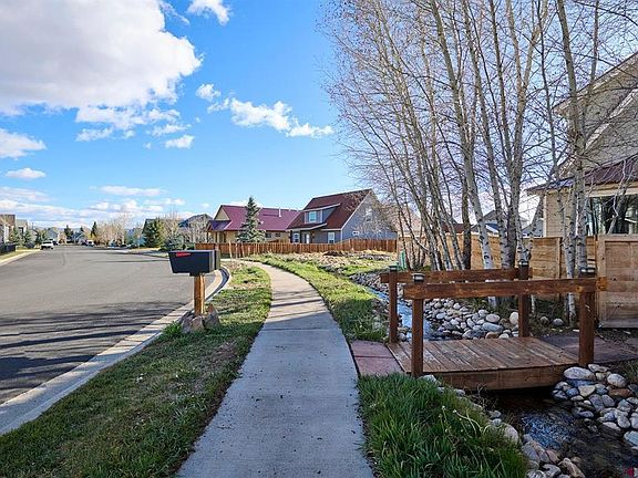 2nd image of 1207 Van Tuyl Circle