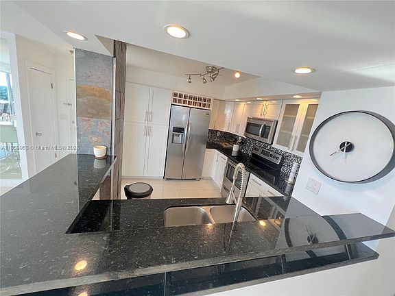 5th image of 5838 Collins Ave APT 8B
