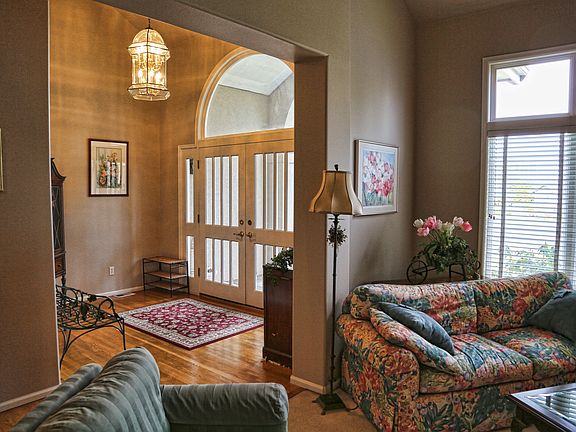 4th image of 4916 51st Street Ct E